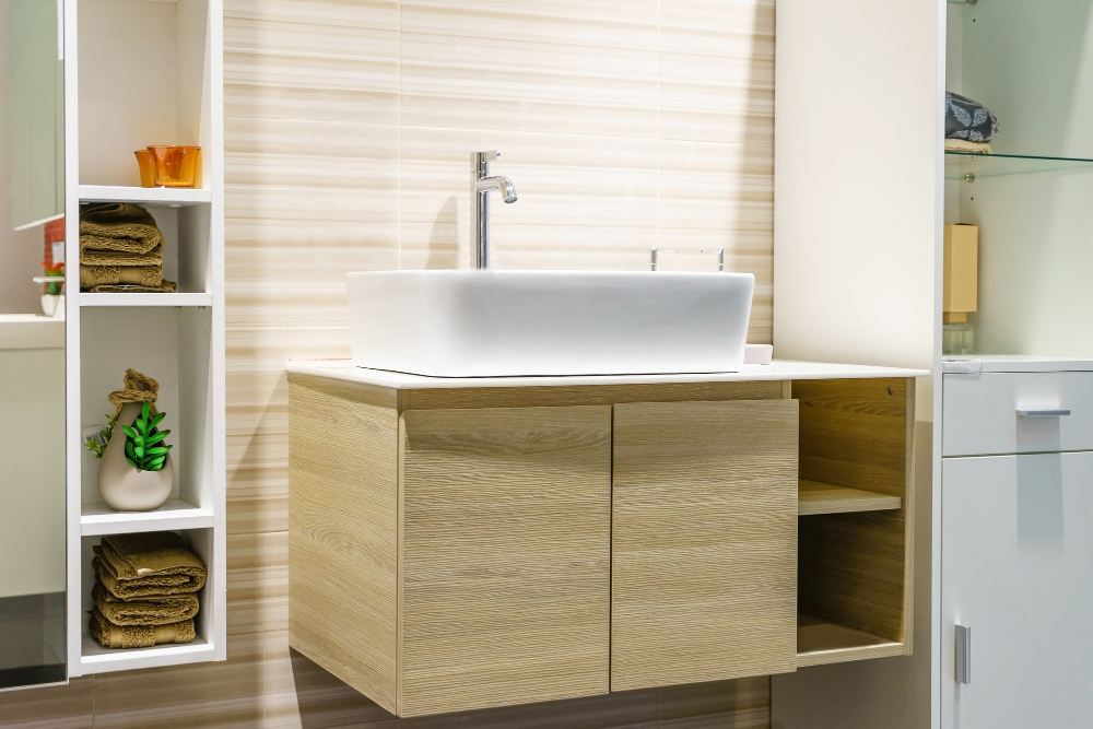 Make the Most of Small Bathrooms with Custom Cabinets