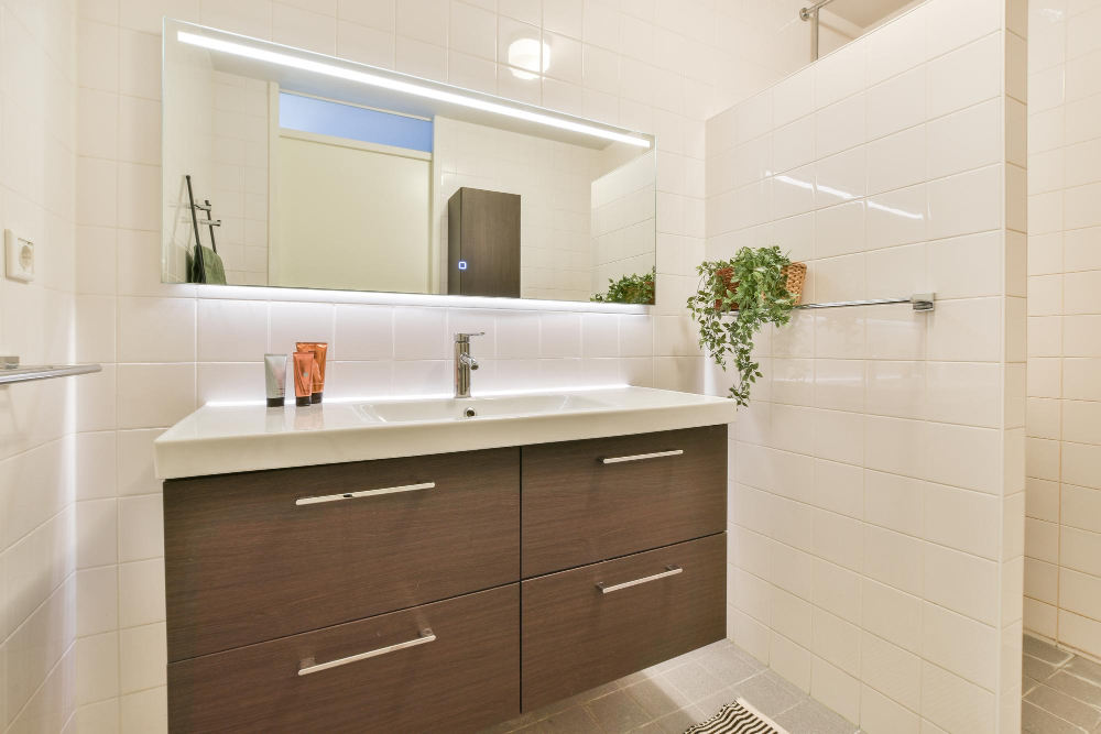 Quick Bathroom Cabinet Renovation Ideas